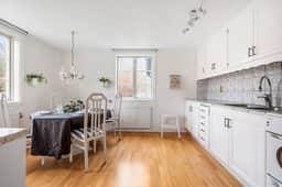 https://storage.googleapis.com/homestra-images/property-image-1910aa47-67d0-47b2-a384-79549d90d476-1753976358.jpg