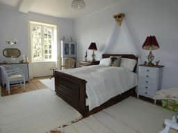 https://storage.googleapis.com/homestra-images/property-image-19cc1de6-0a7b-40e0-a951-1996b5e9bd64-1746359347.jpg