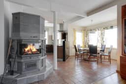 https://storage.googleapis.com/homestra-images/property-image-1abb6ecd-7dc1-4b30-aa0b-a7c195f5cd72-1784408834.jpg