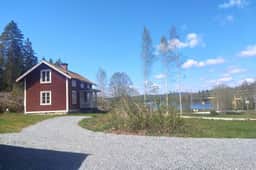 https://storage.googleapis.com/homestra-images/property-image-1dcde795-f640-4429-987f-f34ae2bc2787-1752176332.jpg