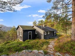 https://storage.googleapis.com/homestra-images/property-image-1e8e3880-0e47-4b0f-bfaf-6ea1dd300678-1761395664.jpg