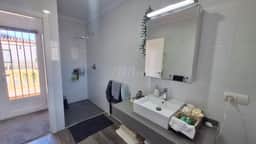 https://storage.googleapis.com/homestra-images/property-image-1eadad77-ae13-4cd3-bbdb-94de45de49dc-1792260302.jpg