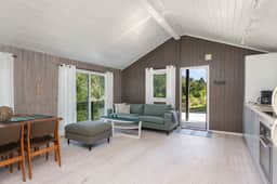https://storage.googleapis.com/homestra-images/property-image-202783c7-5b52-40d8-9d05-0efee6de59ab-1757015666.jpg