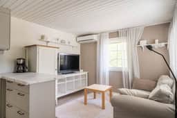 https://storage.googleapis.com/homestra-images/property-image-2493233a-19d1-4530-949f-42555078b5ea-1761395676.jpg