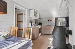 https://storage.googleapis.com/homestra-images/property-image-25b063bb-2c27-4ab9-aa54-28e0e1c72c3a-1792864350.jpg