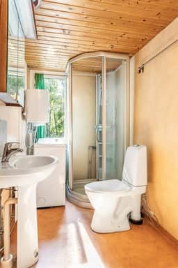 https://storage.googleapis.com/homestra-images/property-image-25d71ad2-1101-4bfe-a291-3e0c08693372-1759577156.jpg