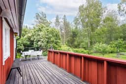 https://storage.googleapis.com/homestra-images/property-image-26efd8fe-c592-4935-ac7f-3384e38a2ef7-1754417751.jpg