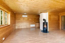 https://storage.googleapis.com/homestra-images/property-image-274077d7-4aa4-44f1-9ec2-6a55773f3f70-1750784997.jpg