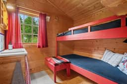 https://storage.googleapis.com/homestra-images/property-image-2760965c-b93f-4e6c-ad59-9b7979dd1f84-1789212346.jpg