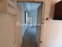 https://storage.googleapis.com/homestra-images/property-image-27a18487-e71a-4cec-9609-09371002027c-1753635974.jpg