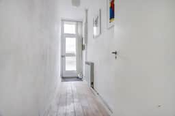 https://storage.googleapis.com/homestra-images/property-image-27badbc4-129d-46da-a94b-92e4b0d1f01f-1746884423.jpg