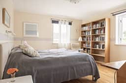 https://storage.googleapis.com/homestra-images/property-image-2a3890b7-1a97-474b-a39b-921b48904ef8-1758972775.jpg