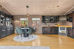 https://storage.googleapis.com/homestra-images/property-image-2a3f33af-f7e7-49df-be91-87a7f99c6f70-1754735046.jpg