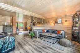 https://storage.googleapis.com/homestra-images/property-image-2a7cbfc0-12dd-46bf-92eb-e5f3866e51ac-1752696464.jpg