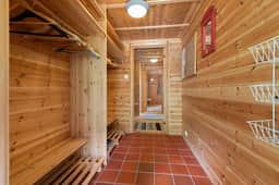 https://storage.googleapis.com/homestra-images/property-image-2a87c1ed-2e67-4dc2-8f44-0cb606492d5e-1750789671.jpg