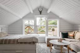 https://storage.googleapis.com/homestra-images/property-image-2aa661d5-e157-471a-b6b6-eee827f84618-1748777586.jpg