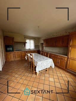 https://storage.googleapis.com/homestra-images/property-image-2acfabba-38e3-4556-8cbd-18d4ecd7f3f7-1754744181.jpg
