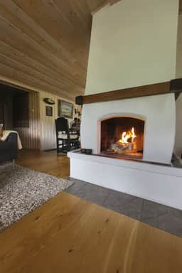 https://storage.googleapis.com/homestra-images/property-image-2c68dee4-1024-4ad6-941a-a3a3d5465120-1777931642.jpg