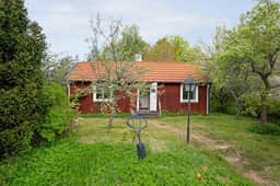 https://storage.googleapis.com/homestra-images/property-image-2cb1915f-96dd-4ec0-8fe3-deb20f56fd47-1748517131.jpg