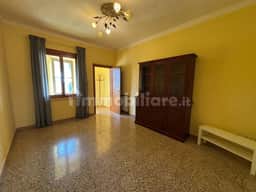 https://storage.googleapis.com/homestra-images/property-image-366d7d1e-679f-4f85-9b35-9ee146924bb1-1755800764.jpg