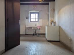 https://storage.googleapis.com/homestra-images/property-image-3712ddc4-2dd2-4c50-97b9-2811c9d3844f-1759658861.jpg