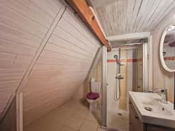 https://storage.googleapis.com/homestra-images/property-image-379a3721-2506-4681-b078-093489307cc4-1753729615.jpg