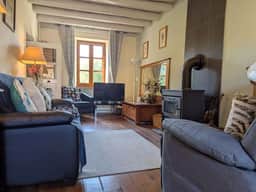 https://storage.googleapis.com/homestra-images/property-image-3815f876-d1e4-45ff-bfc7-409b32d9639d-1782569757.jpg