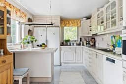 https://storage.googleapis.com/homestra-images/property-image-3907c854-570f-4275-ac9d-4001233fe8b8-1758972761.jpg