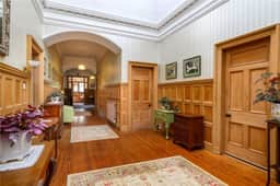 https://storage.googleapis.com/homestra-images/property-image-39e04af2-6bf5-43cb-b335-3032739a79e1-1756750748.jpg