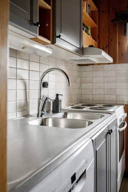 https://storage.googleapis.com/homestra-images/property-image-39e59c6b-7c69-42a0-94ea-da2a7be24ee3-1761395698.jpg