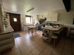 https://storage.googleapis.com/homestra-images/property-image-39f0b970-8e43-4643-bed4-39781420bd93-1754417707.jpg