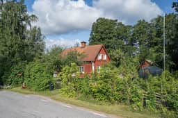 https://storage.googleapis.com/homestra-images/property-image-3a831324-e37e-46a0-99a4-1b97f32105e4-1776029205.jpg