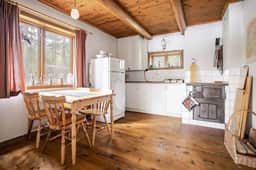 https://storage.googleapis.com/homestra-images/property-image-3b0ae6d7-d169-415c-9033-7c35c90977b8-1758452751.jpg