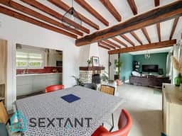 https://storage.googleapis.com/homestra-images/property-image-3b37b5e7-e1e8-48cd-bcb0-f548fdc6cc98-1760558024.jpg