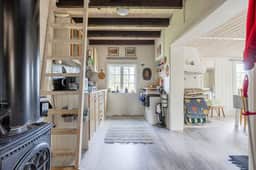 https://storage.googleapis.com/homestra-images/property-image-3c7039e7-de31-4d80-8d74-275b1d7ef059-1757358620.jpg