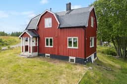 https://storage.googleapis.com/homestra-images/property-image-3ced81f2-38e3-4ad5-8d71-c8cb787e4950-1752862729.jpg
