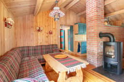 https://storage.googleapis.com/homestra-images/property-image-3d939e5a-f137-42ac-95d0-1966b3f47d99-1780260914.jpg