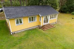 https://storage.googleapis.com/homestra-images/property-image-3f9b6d83-1618-4608-a373-54935cb803a6-1758452802.jpg