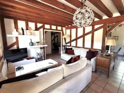 https://storage.googleapis.com/homestra-images/property-image-41dcc854-95c5-434b-be78-251e176bec25-1747071785.jpg