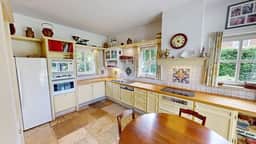 https://storage.googleapis.com/homestra-images/property-image-423c420a-4975-414f-8d29-9367638c0c1e-1748108350.jpg