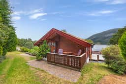 https://storage.googleapis.com/homestra-images/property-image-42fcedc0-01e6-4d6a-818c-5725f39a777f-1761395638.jpg