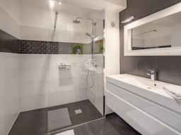 https://storage.googleapis.com/homestra-images/property-image-4449a086-7106-4f62-87cc-dafd0e616a11-1754734993.jpg