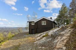 https://storage.googleapis.com/homestra-images/property-image-44e93537-dd0c-45bb-b123-ab499c7dfca3-1748774822.jpg