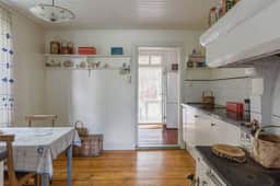 https://storage.googleapis.com/homestra-images/property-image-48e9e5fc-0b53-47eb-866e-d71d1e3d2828-1758452764.jpg