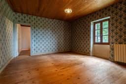 https://storage.googleapis.com/homestra-images/property-image-492b9885-dbe3-4bc1-bc41-876b8df36192-1752257997.jpg