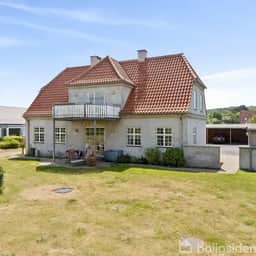 https://storage.googleapis.com/homestra-images/property-image-4c285fb5-b1d5-4523-9614-55f734087e31-1790508091.jpg