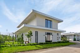 https://storage.googleapis.com/homestra-images/property-image-4d7e140c-7351-4259-857a-76fa4816029a-1753635989.jpg