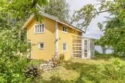 https://storage.googleapis.com/homestra-images/property-image-4fedbe96-6314-4892-9bb7-0dbf25d8f538-1753812159.jpg