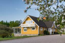 https://storage.googleapis.com/homestra-images/property-image-5158c2af-9fb2-4238-9354-8bc2a45154d7-1747580985.jpg