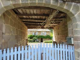 https://storage.googleapis.com/homestra-images/property-image-529ad1de-c1dc-4779-8011-3747fe10642d-1748981821.jpg
